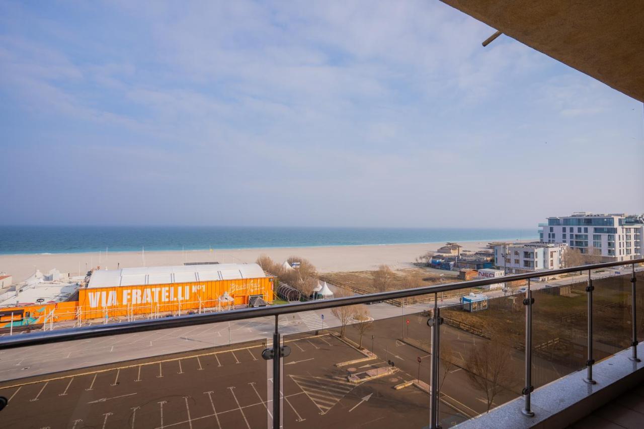Summerland Sea-View Luxury Apartment Mamaia Esterno foto