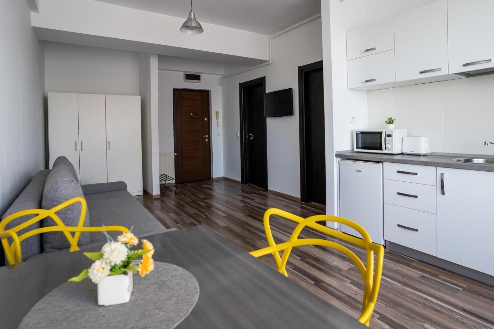 Summerland Sea-View Luxury Apartment Mamaia Esterno foto