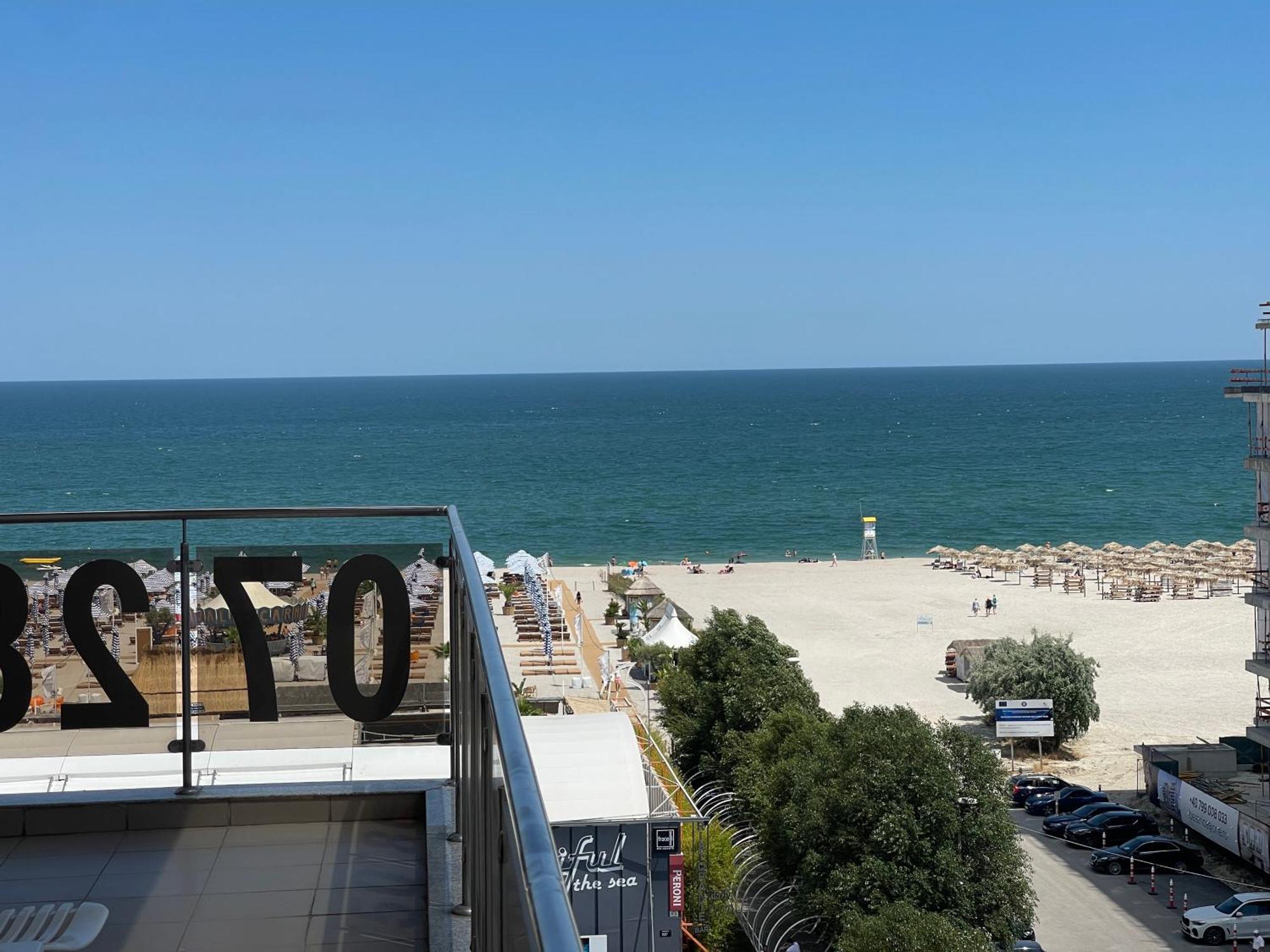 Summerland Sea-View Luxury Apartment Mamaia Esterno foto