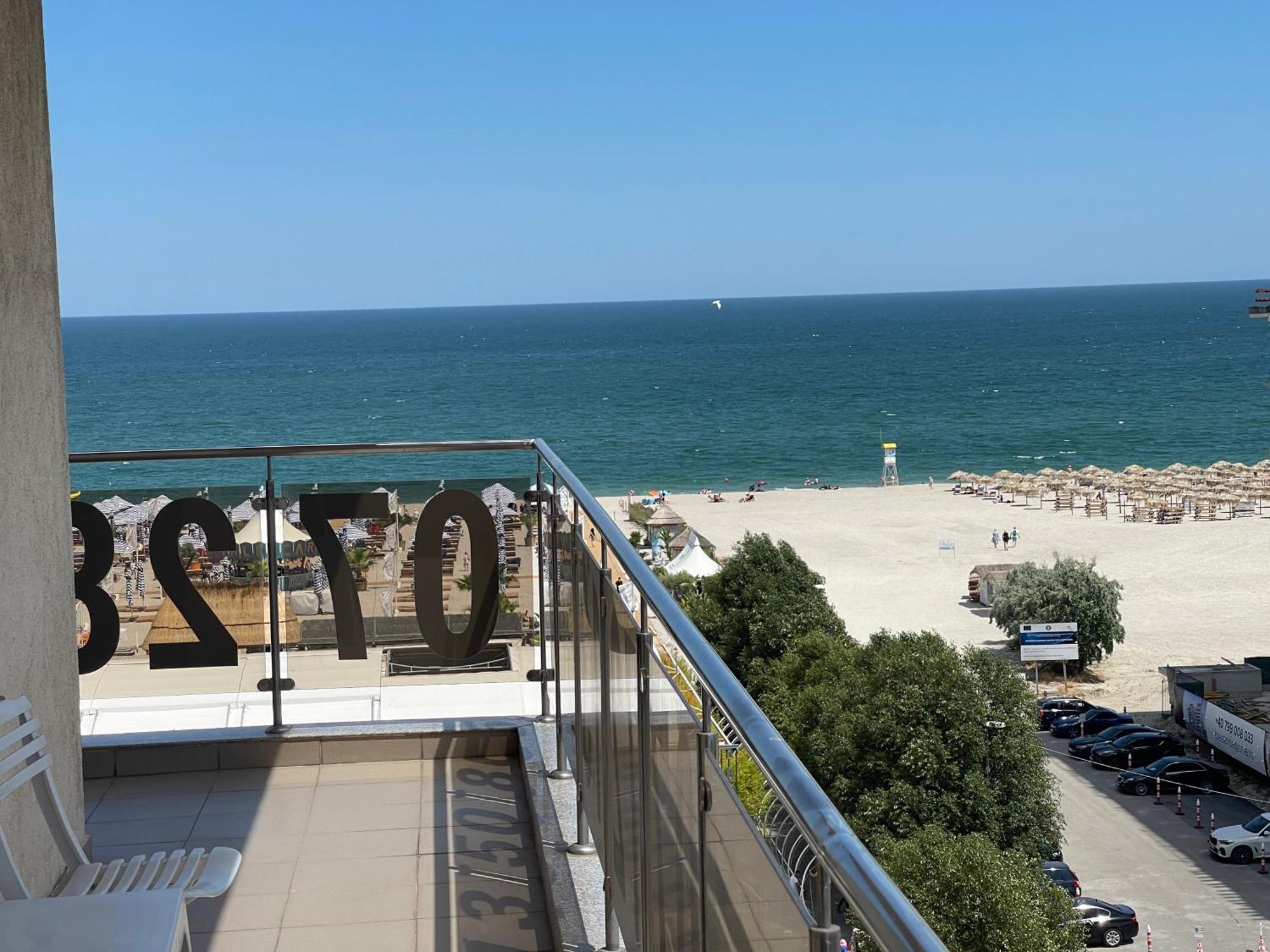 Summerland Sea-View Luxury Apartment Mamaia Esterno foto