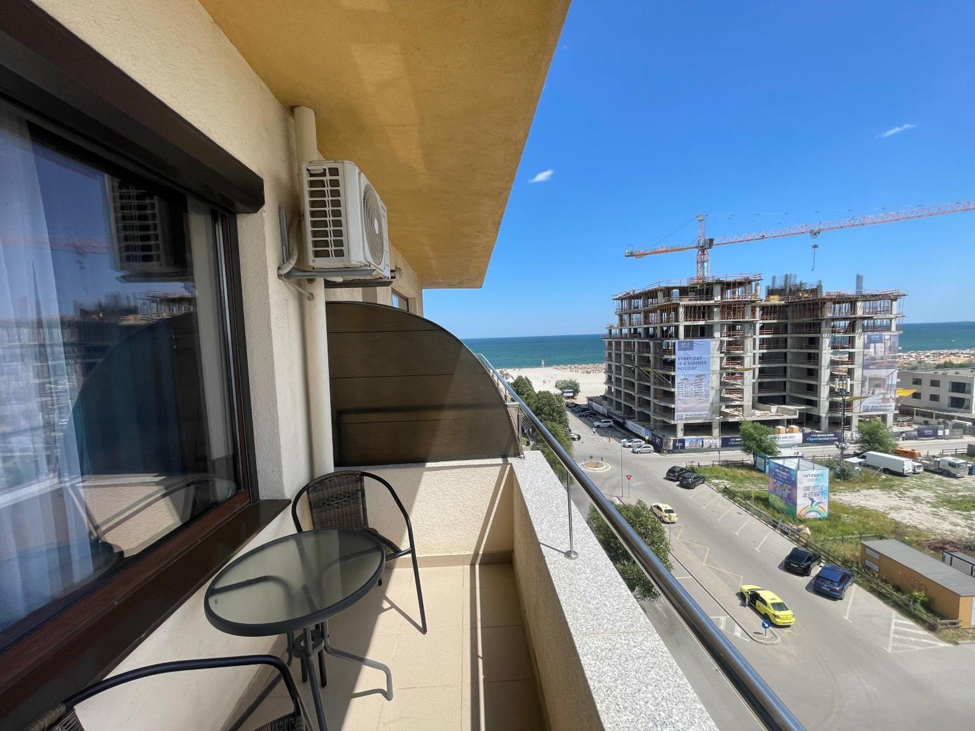 Summerland Sea-View Luxury Apartment Mamaia Esterno foto