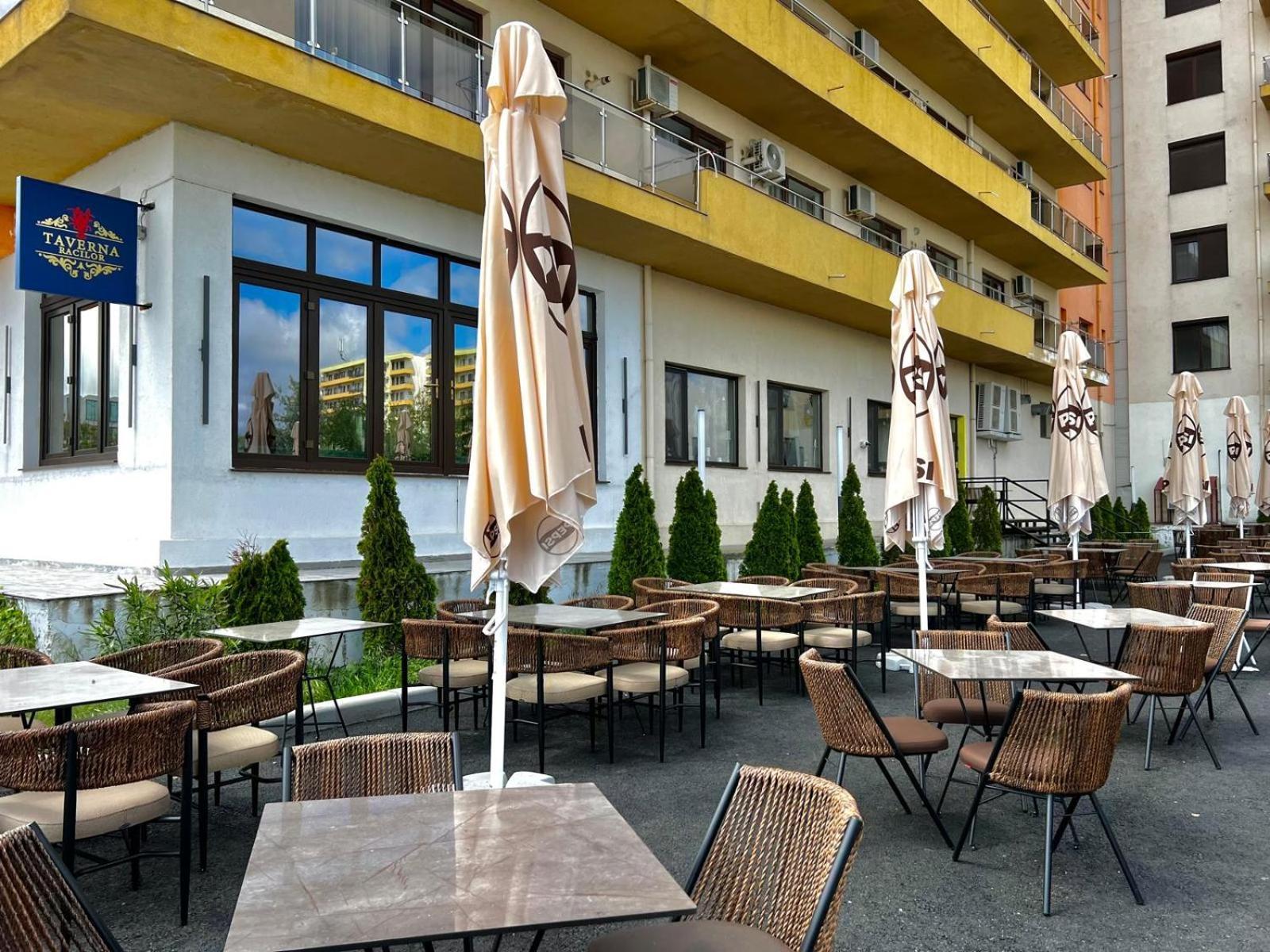 Summerland Sea-View Luxury Apartment Mamaia Esterno foto