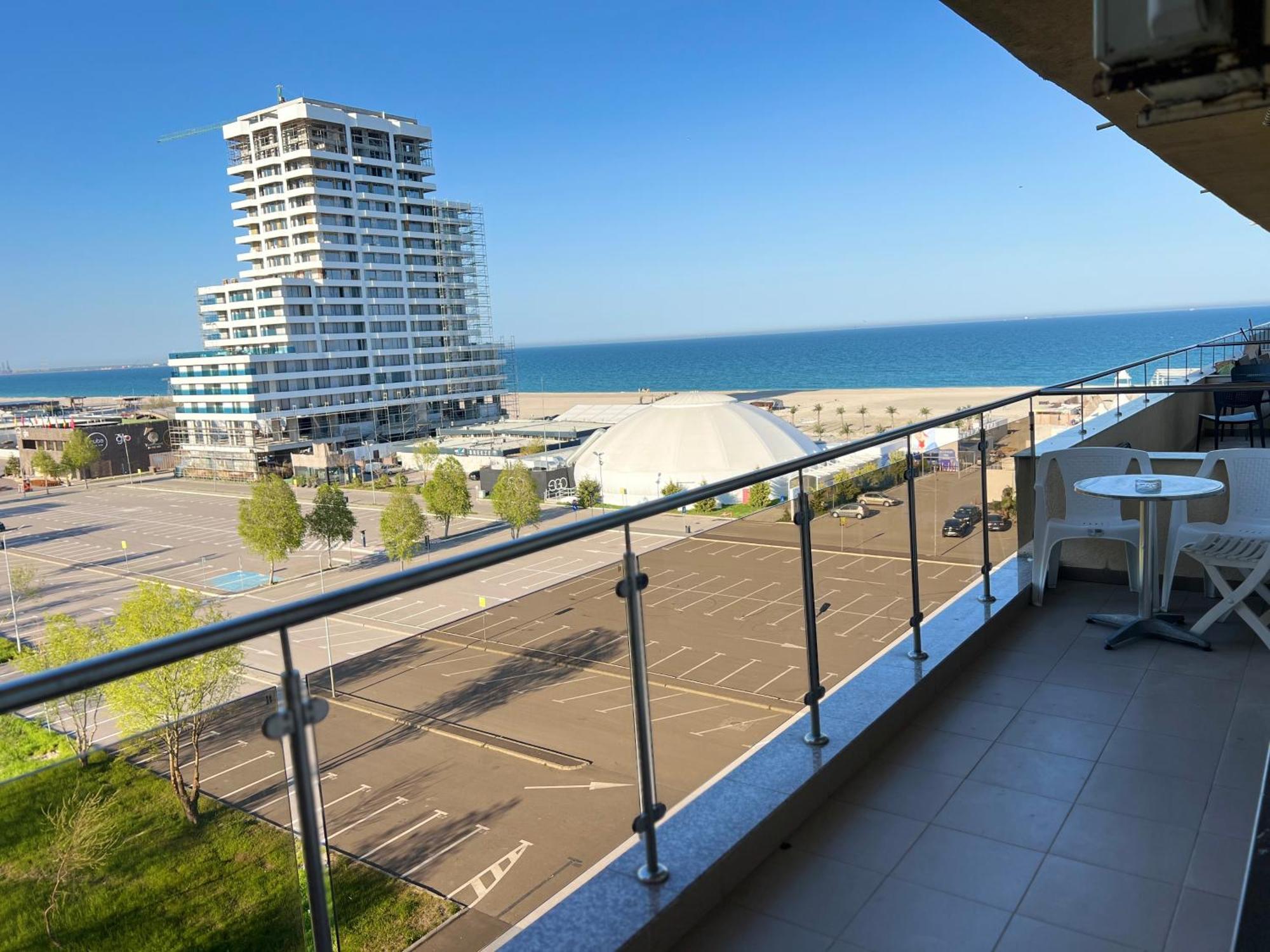 Summerland Sea-View Luxury Apartment Mamaia Esterno foto